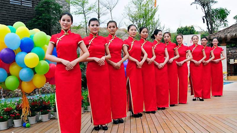 禮儀模特如何和經(jīng)紀(jì)人處理好關(guān)系？_上海禮儀模特經(jīng)濟(jì)公司_上海家銘文化傳媒